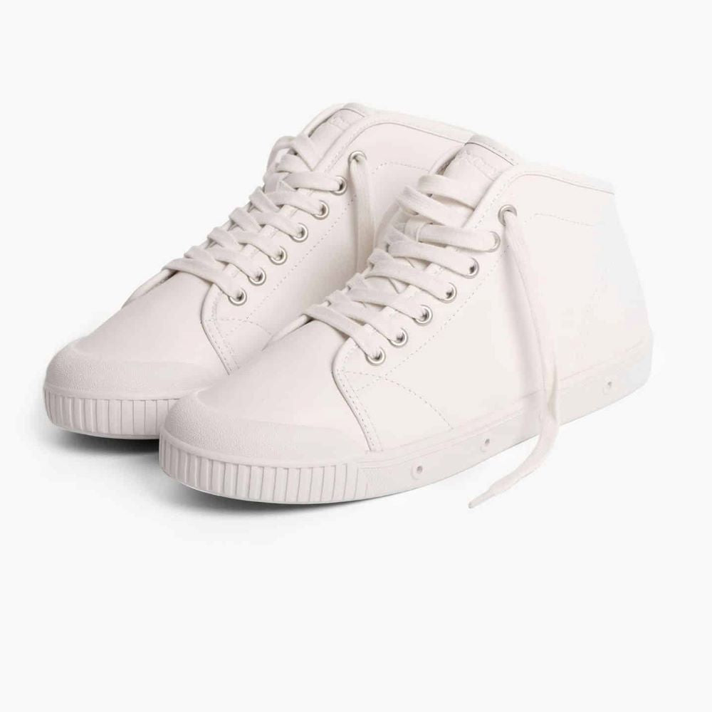 Spring Court B2 Nappa Leather White