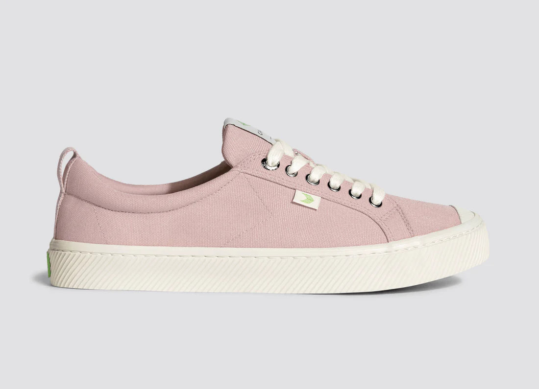 Cariuma OCA Low Canvas Rose