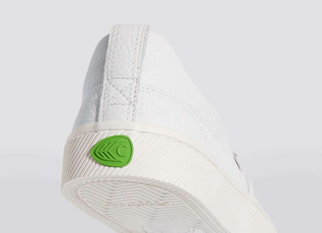 Cariuma Slip-On Pebbled Leather White