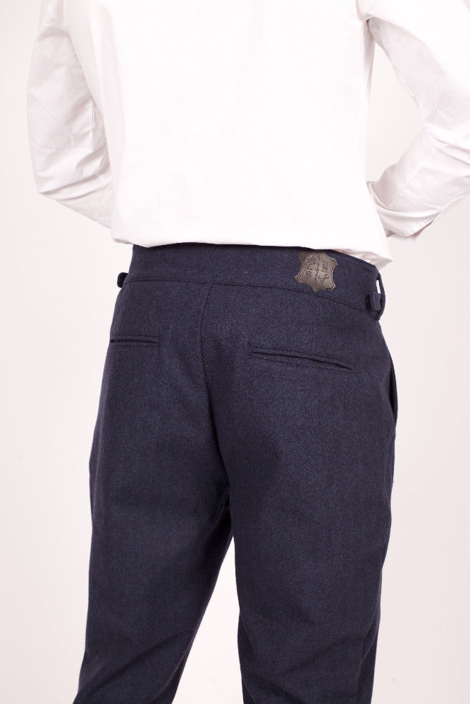 Bowler Berlin Gurkha Hose Fischgrat Dunkelblau