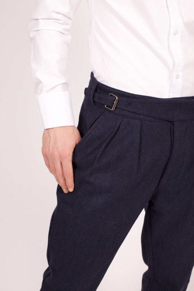 Bowler Berlin Gurkha Hose Fischgrat Dunkelblau