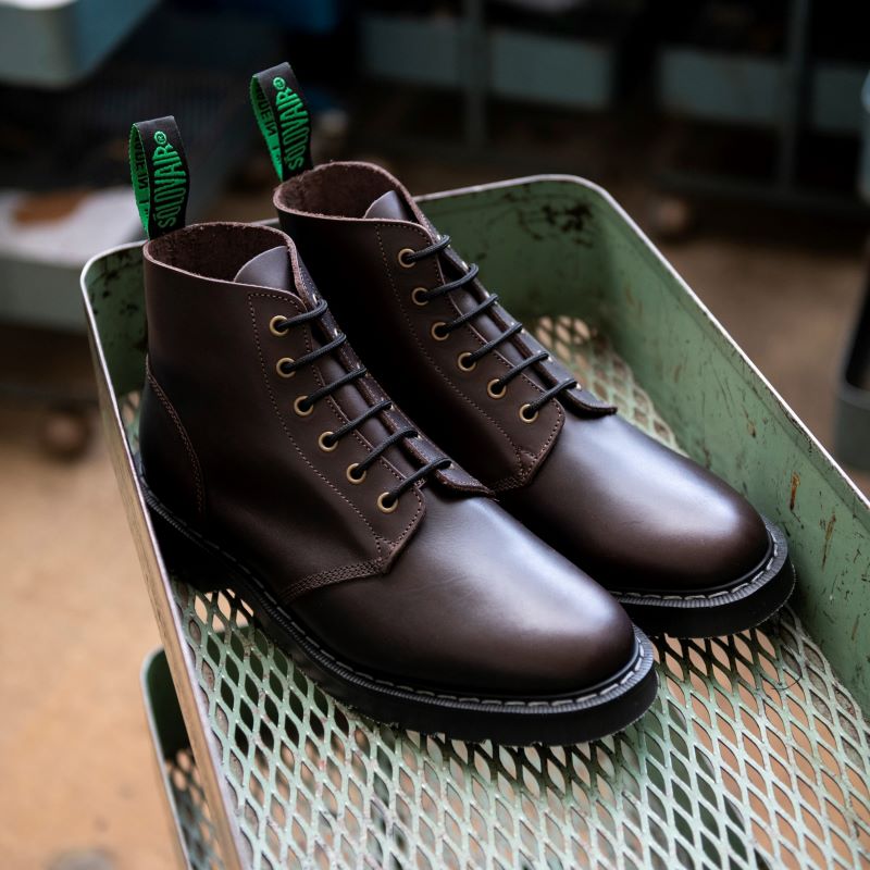 Solovair Brown Greasy 6 Eye Astronaut Boot