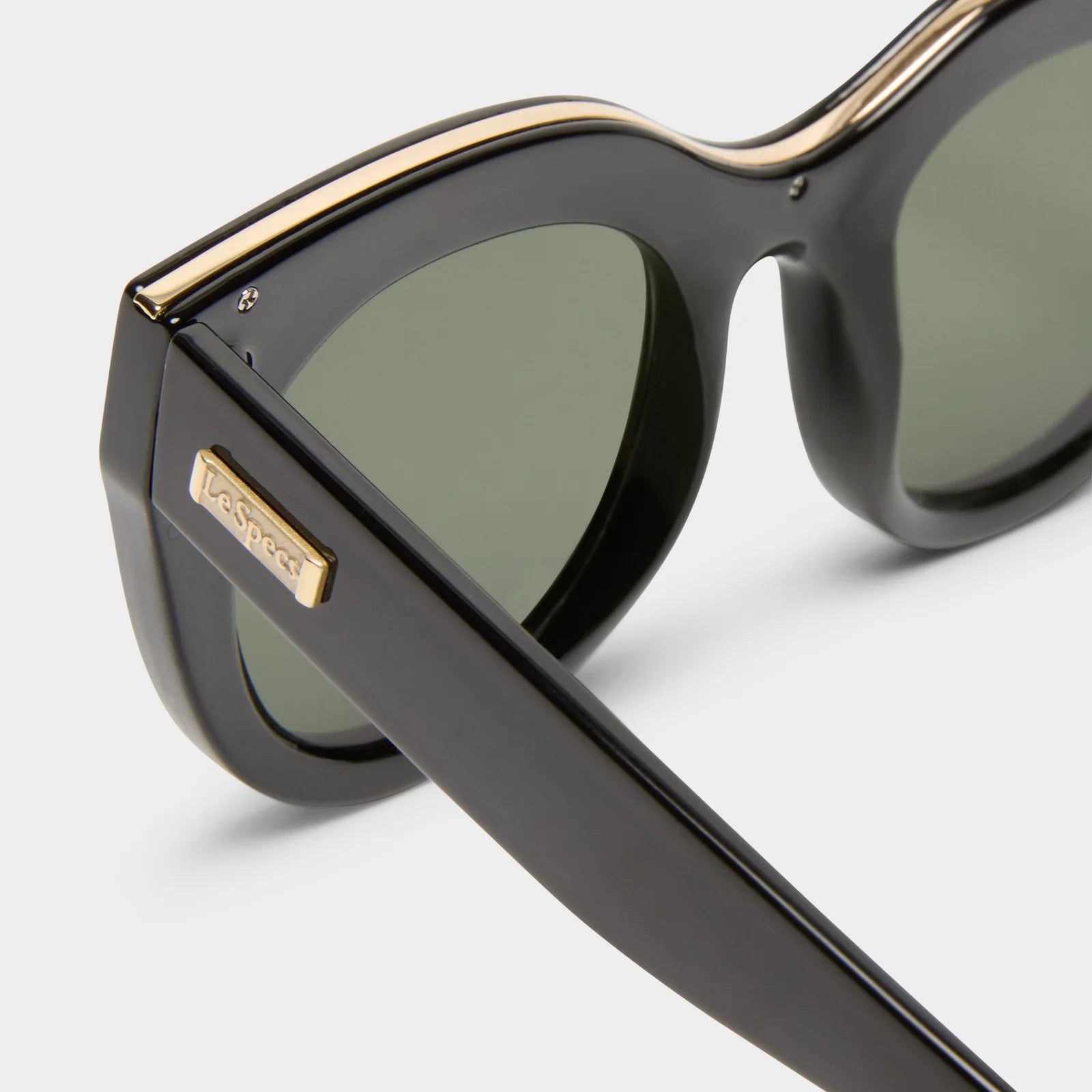 Le Specs Air Heart | Black Gold