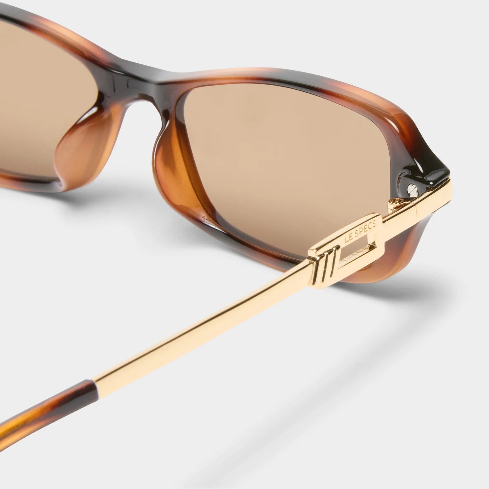 Le Specs Bamboozler | Tort