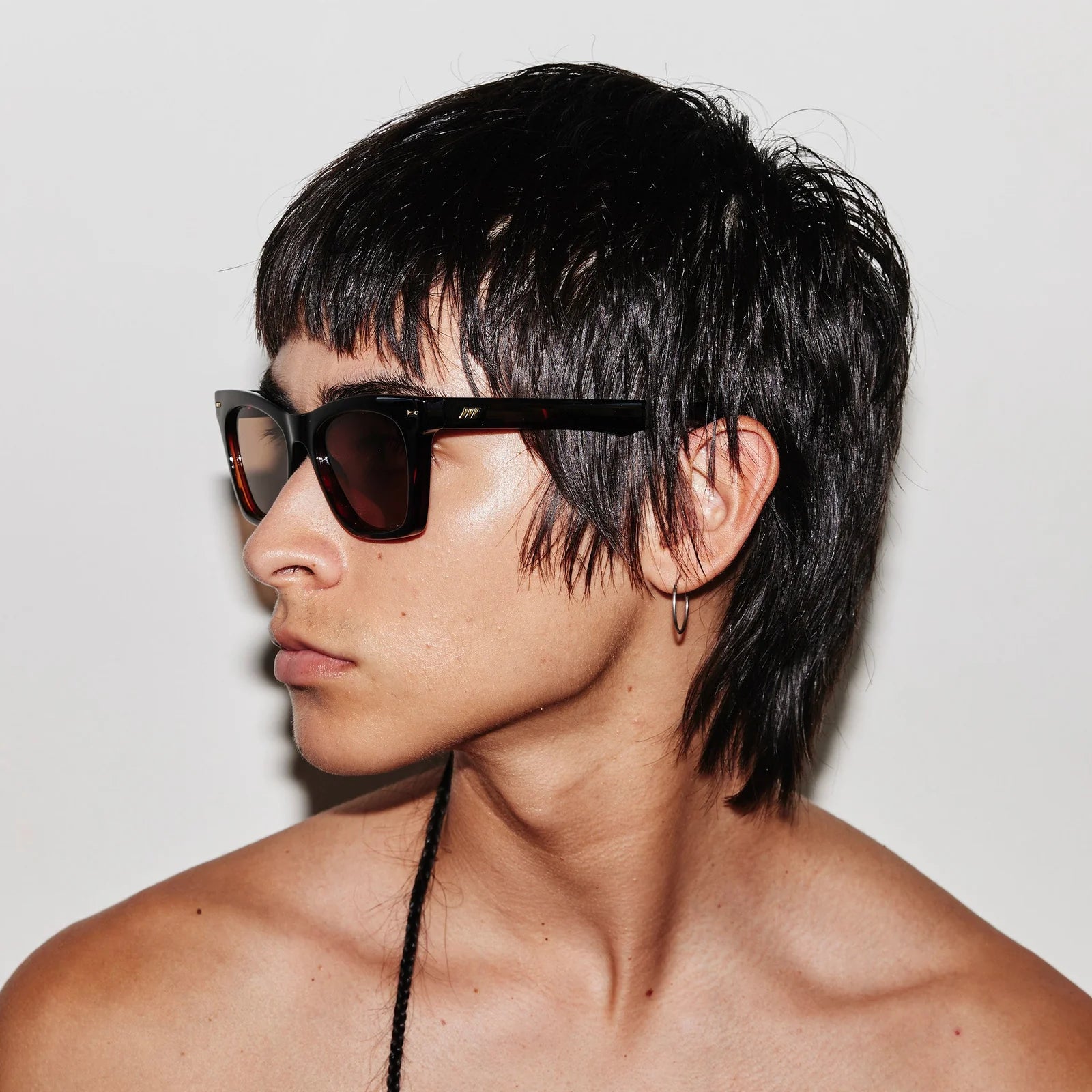 Le Specs Chante | Dark Tort