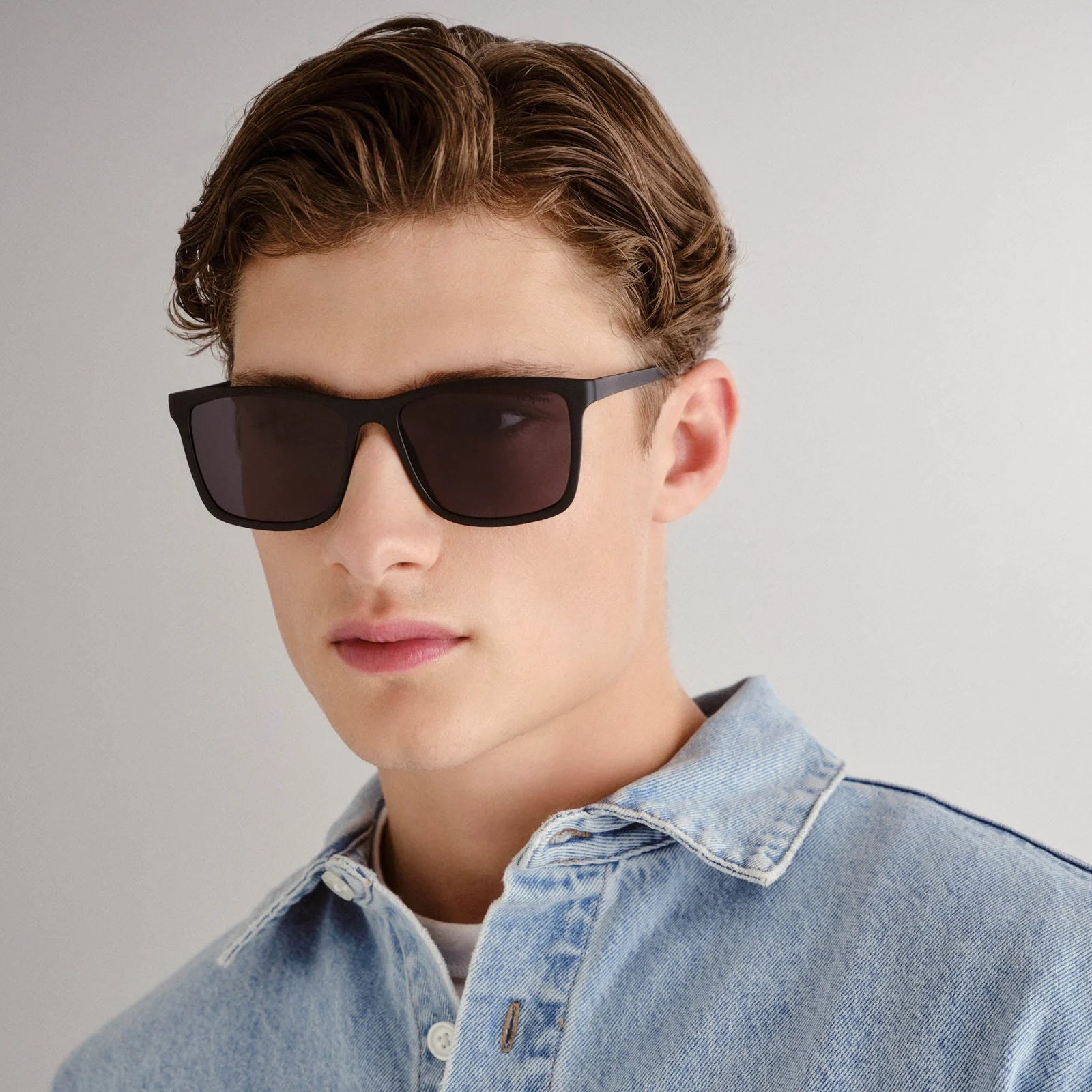 Le Specs Master Tamers | Matte Black