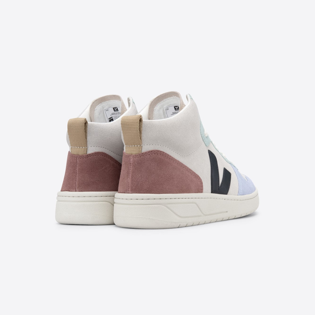 Veja V-15 Multico Natural Black