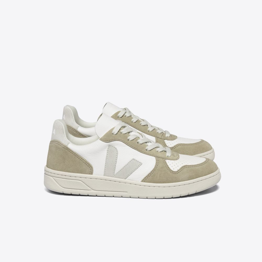 Veja V-10 Chromefree Leather Extra-White Natural Sahara
