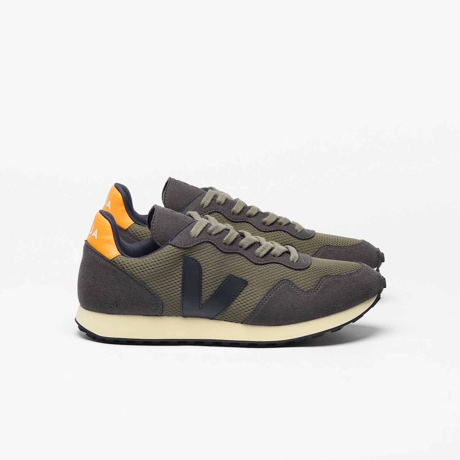 Veja SDU Rec Alveomesh Kaki Black Ouro