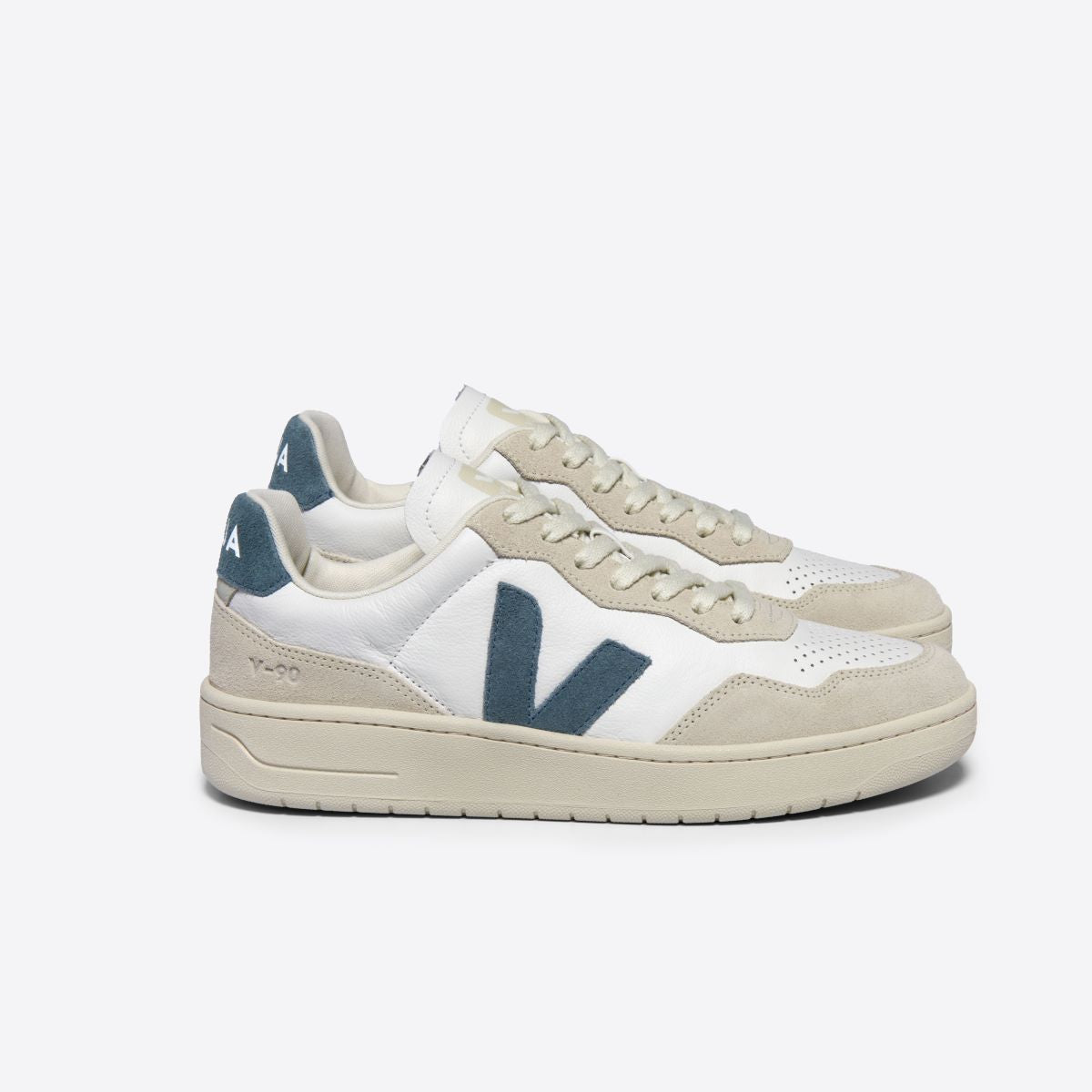 Veja V-90 Leather White California