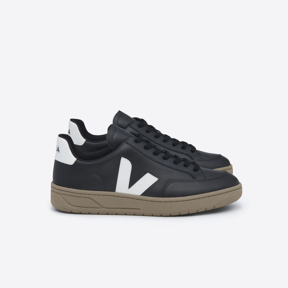 Veja V-12 Leather Black White Dune
