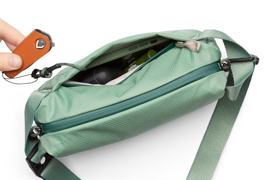 Bellroy Lite Sling Mini