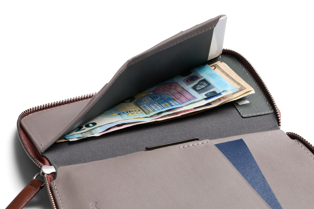 Bellroy Travel Folio (Second Edition)