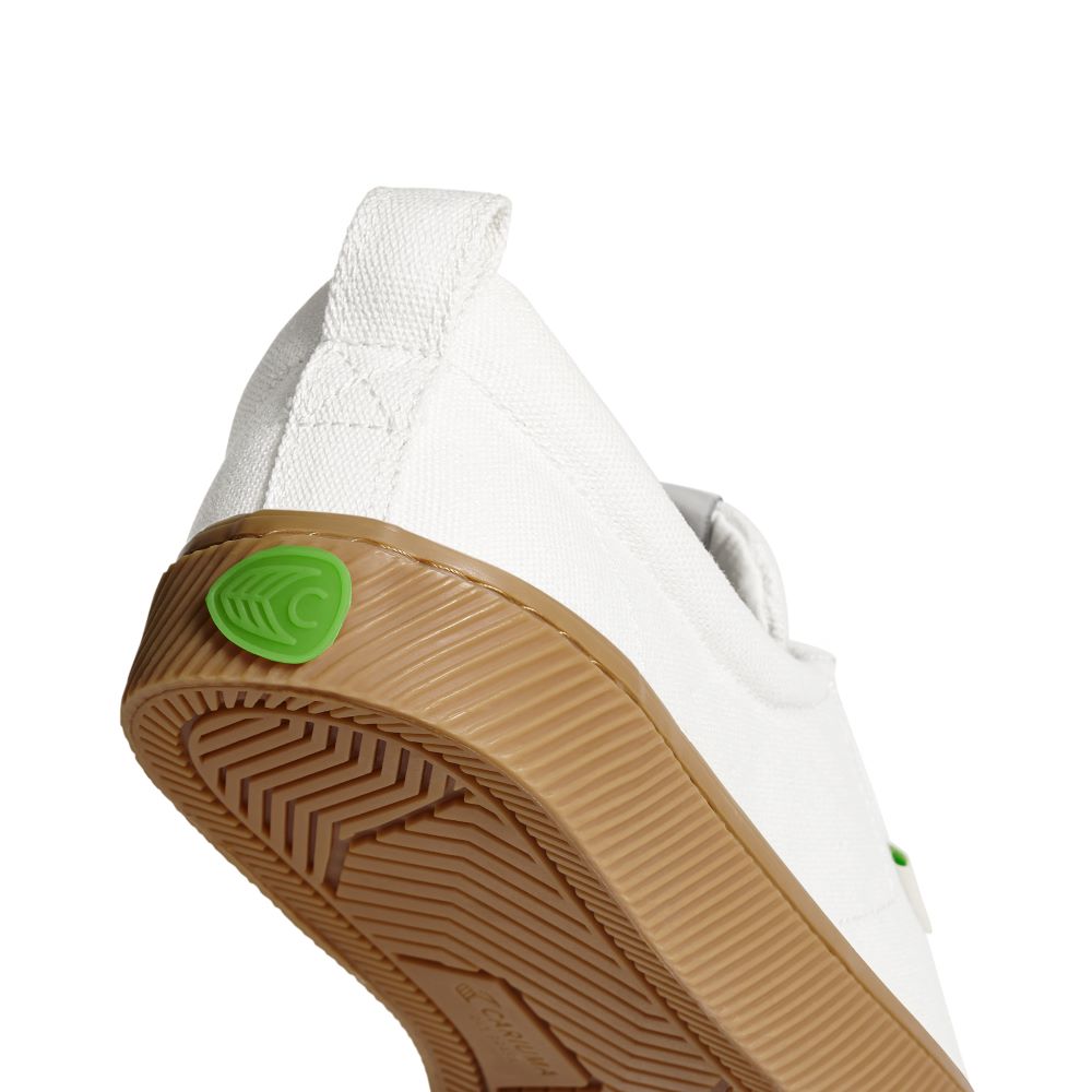 Cariuma OCA Low Canvas Off-White/Gum