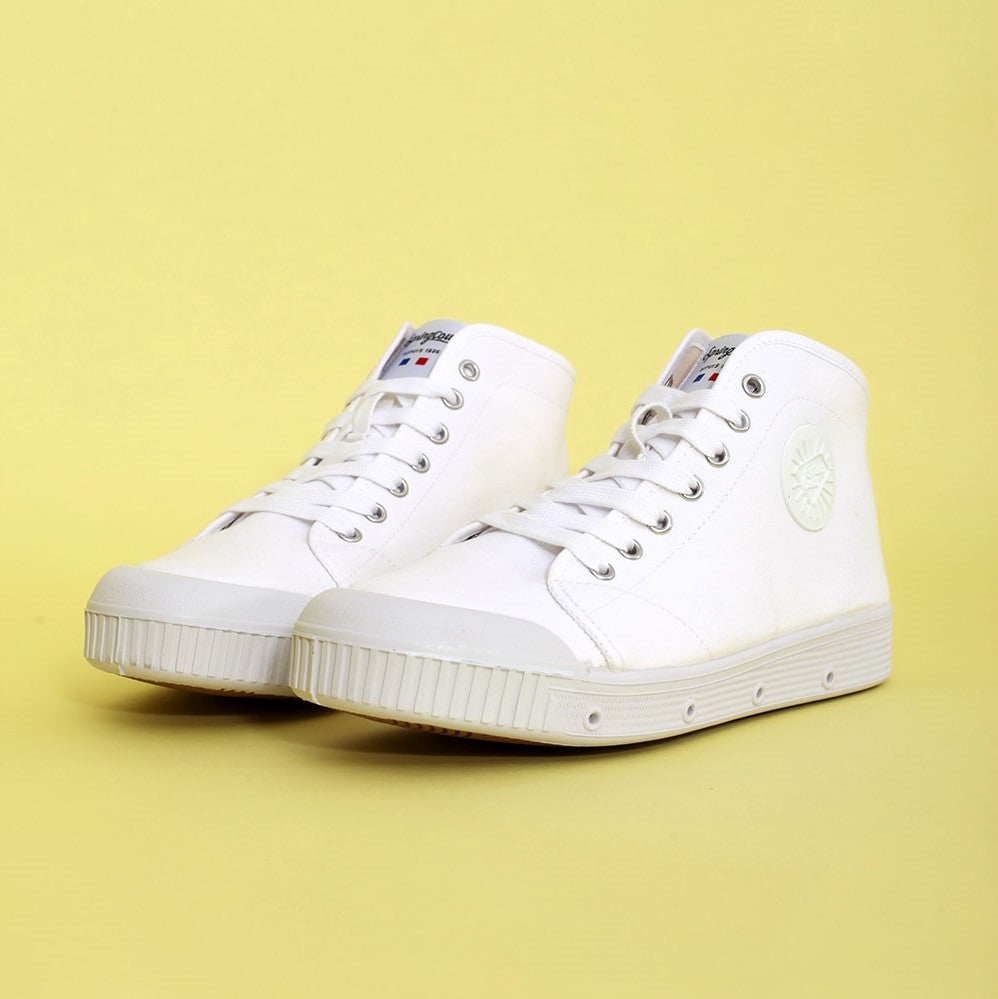 Spring Court B2 Canvas White