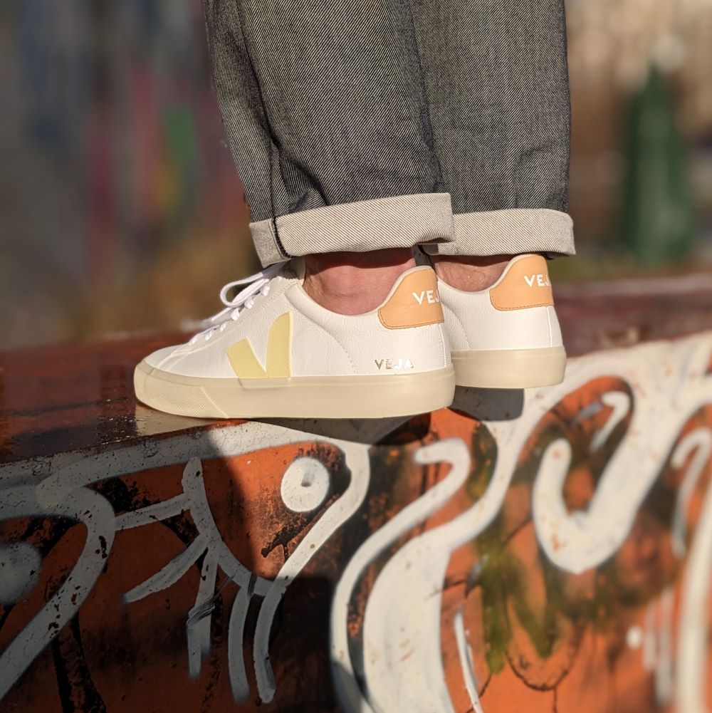Veja Campo Chromefree Leather Extra-White Sun Peach