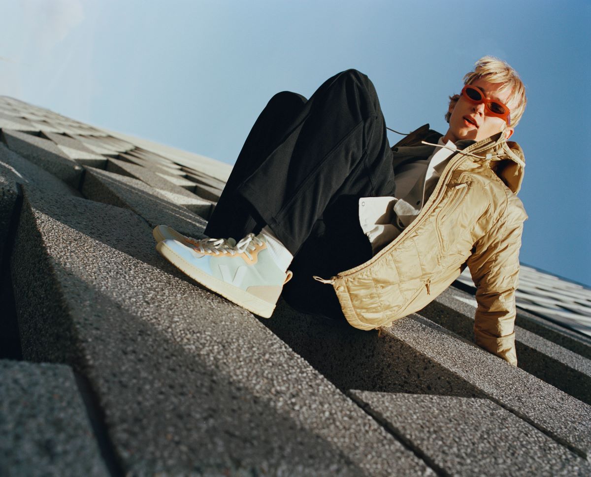 Veja V-15 Suede Jade White Multico