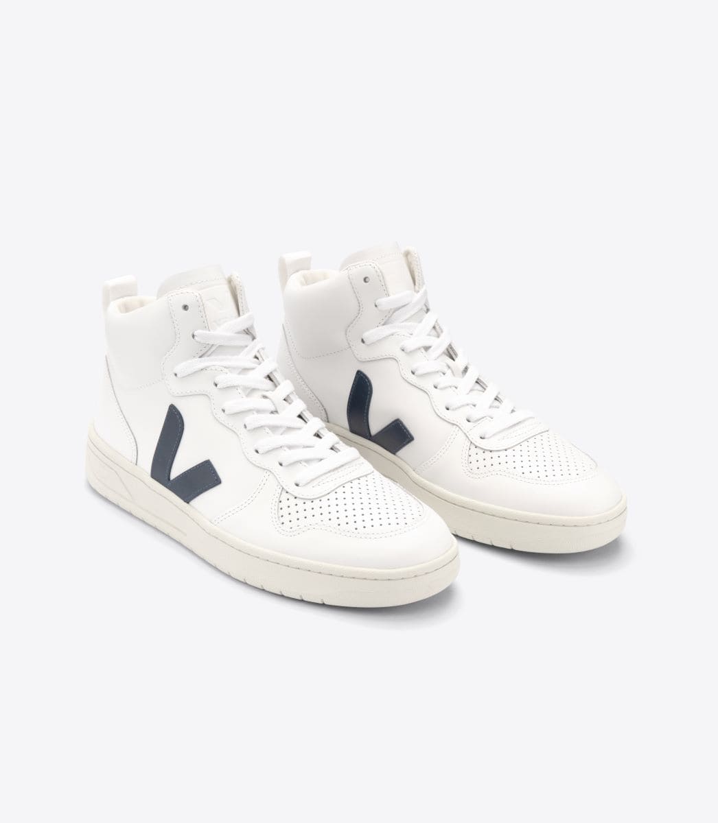 Veja V-15 Leather Extra-White Nautico