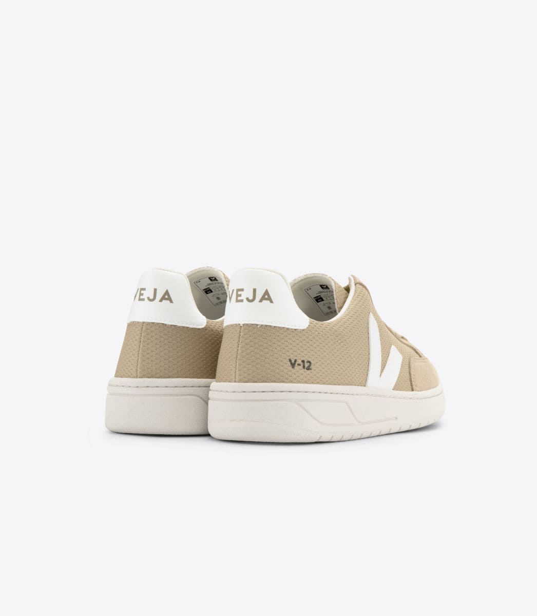 Veja V-12 Vegan Alveomesh Dune White