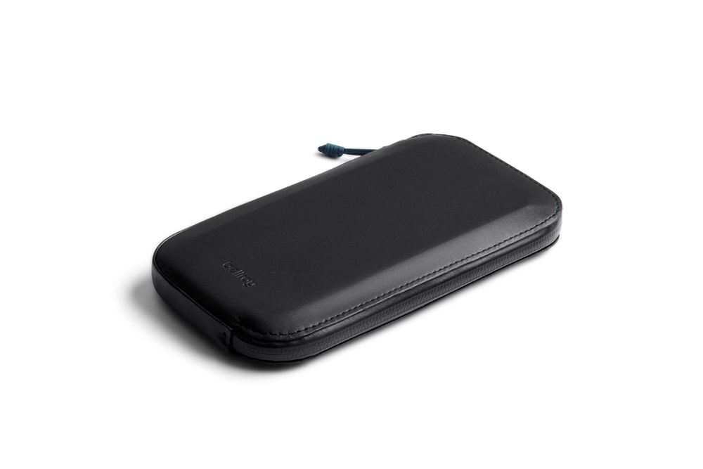 Bellroy All-Conditions Phone Pocket Plus