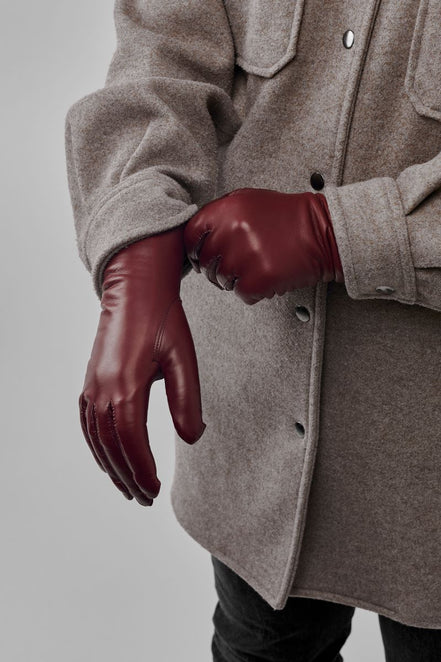 Hestra "Elisabeth" Dark Red