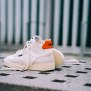 Ekn Footwear Daisy Mid Pumpkin vegan