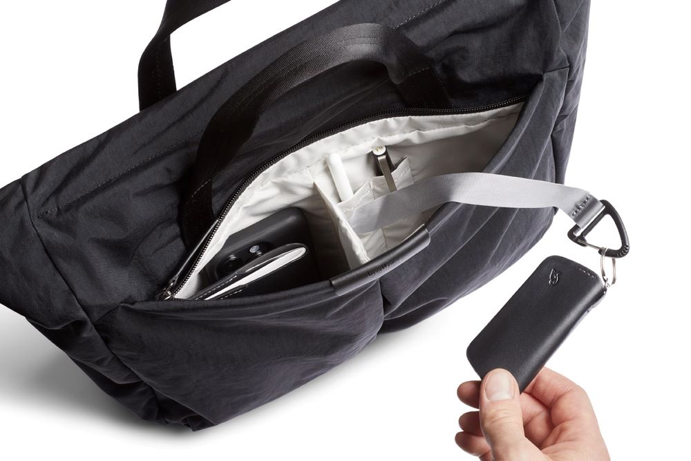 Bellroy 16 Messenger Bag Laptop Pendlertasche Eisdieler