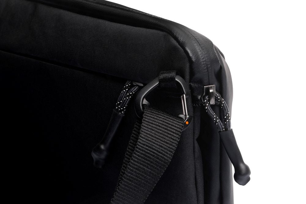 Bellroy Venture Travel Crossbody Jet Black RFID