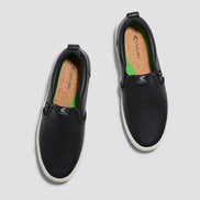 Cariuma Slip-On Pebbled Leather Black
