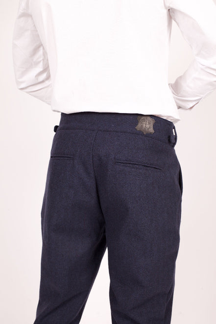 Bowler Berlin Gurkha Hose Fischgrat Dunkelblau