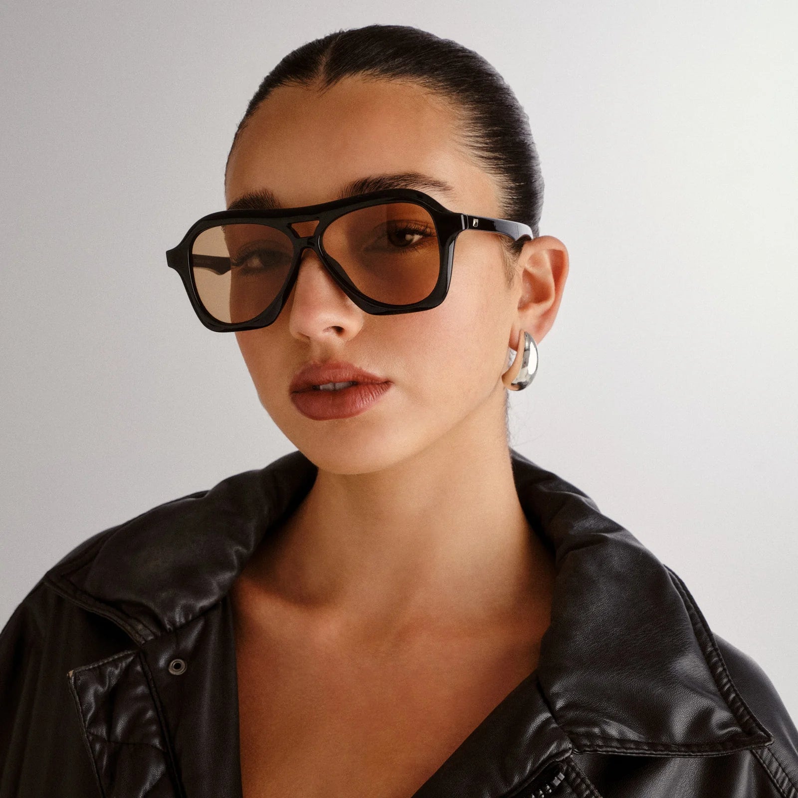 Le Specs Drizzle | Black Light Brown