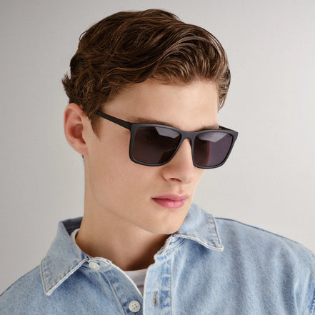 Le Specs Master Tamers | Matte Black