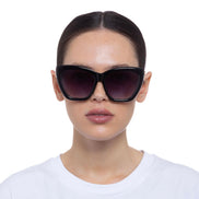 Le Specs Vamos | Black
