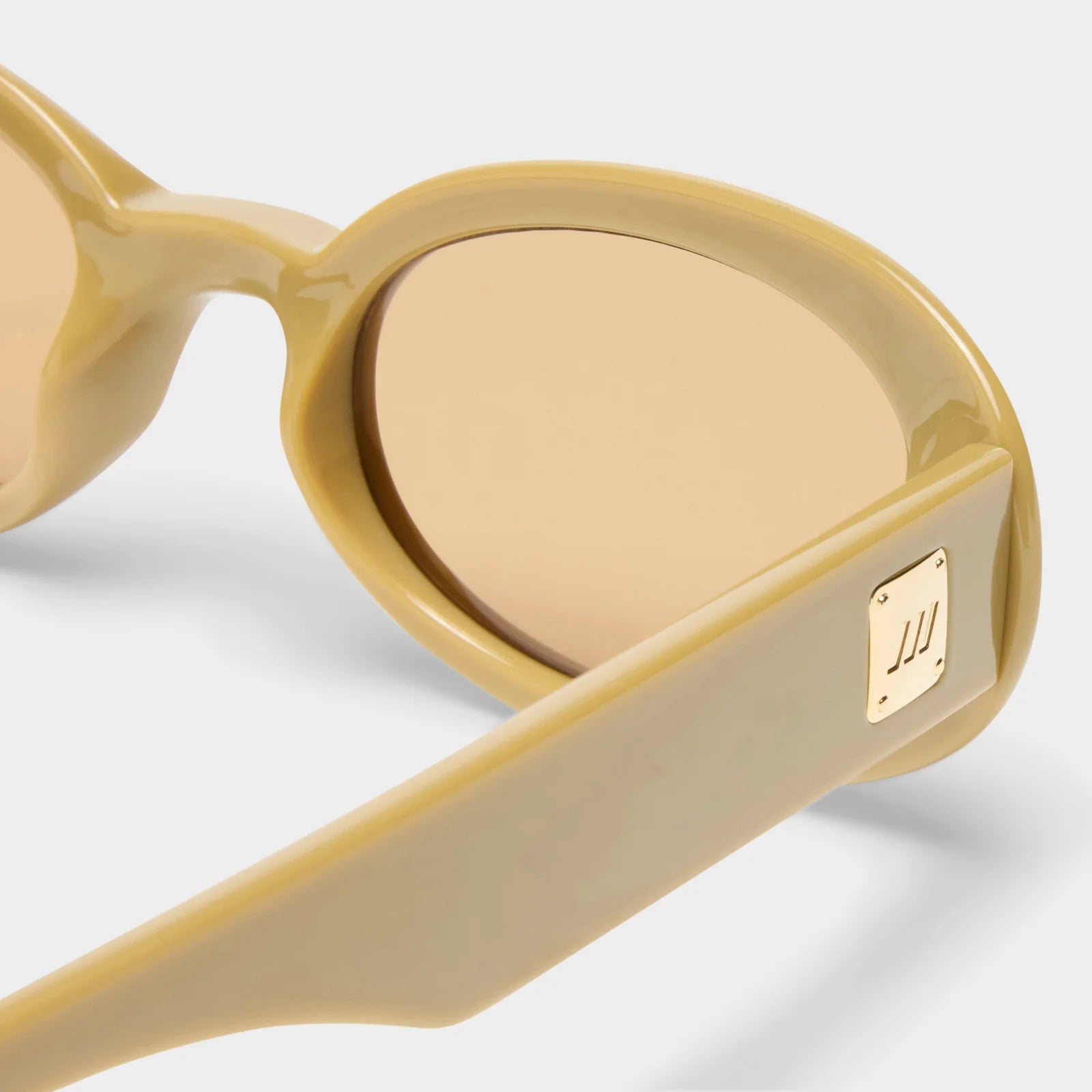 Le Specs Work It! | Biscotti