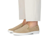 Rivieras Classic Suede Light