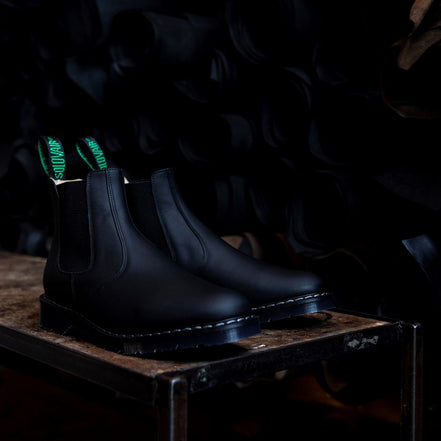 Solovair Black Greasy Dealer Boot