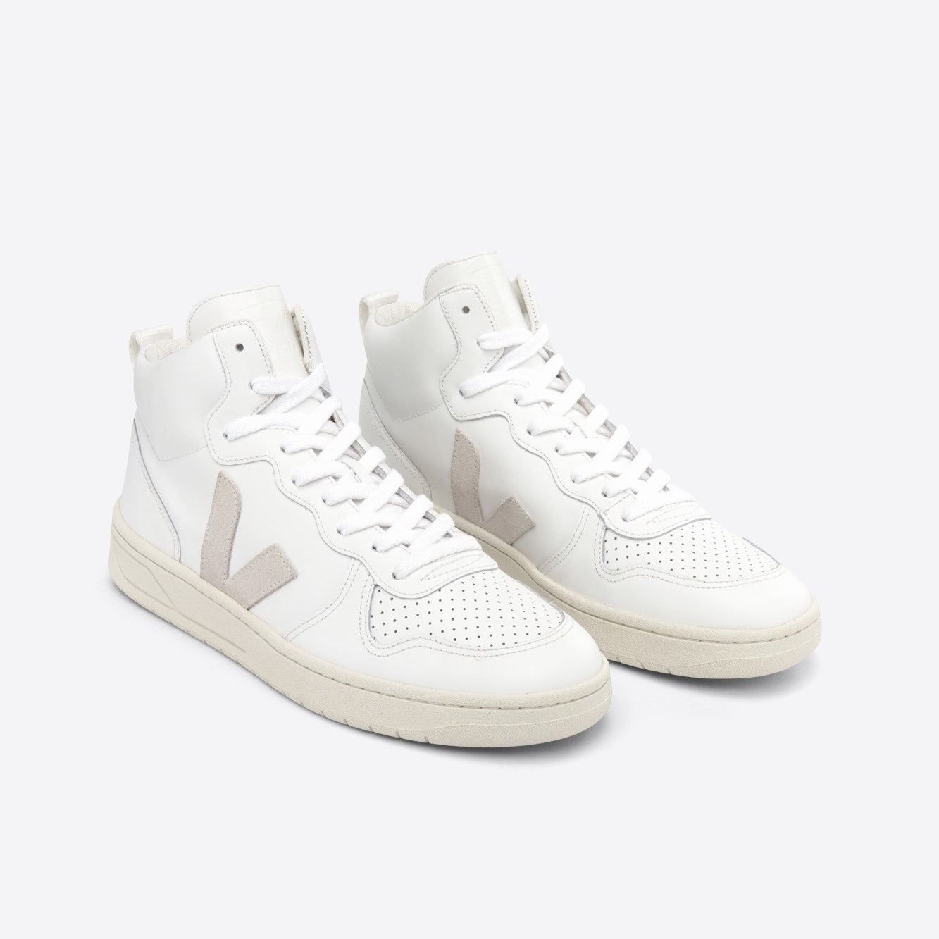 Veja V-15 Leather Extra-White Natural