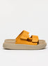 Veja Etna Suede Safran Almond Almond