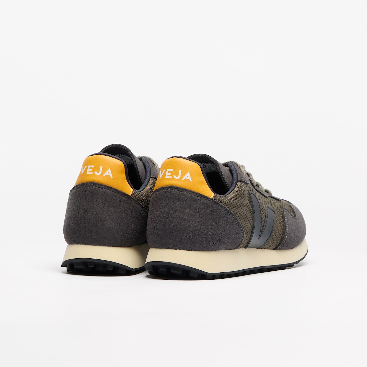 Veja SDU Rec Alveomesh Kaki Black Ouro