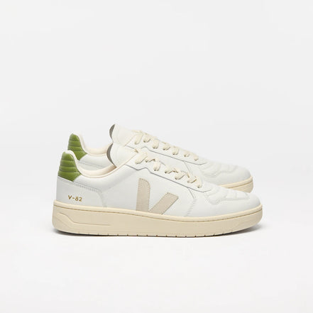 Veja V-82 Leather white pierre kiwi