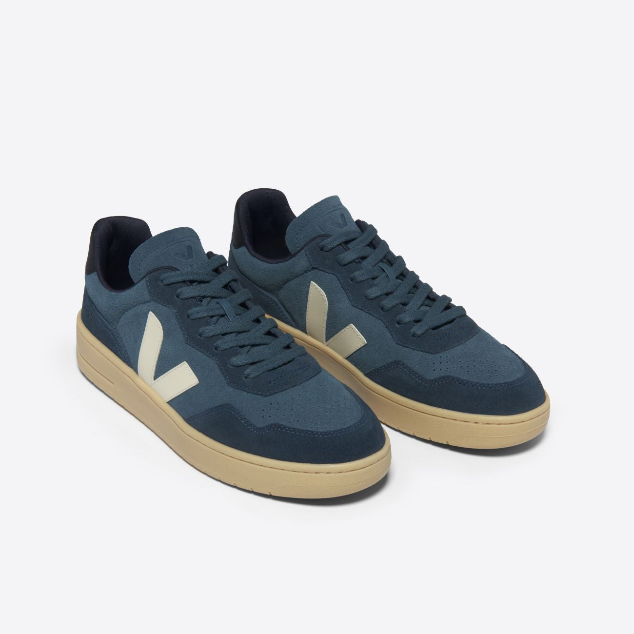 Veja V-90 Suede California Pierre