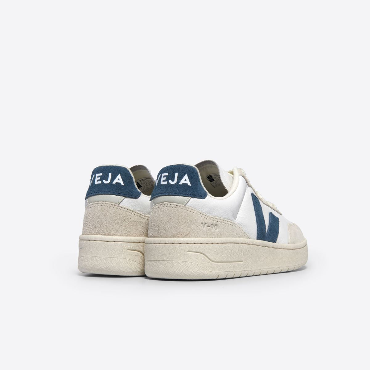 Veja V-90 Leather White California