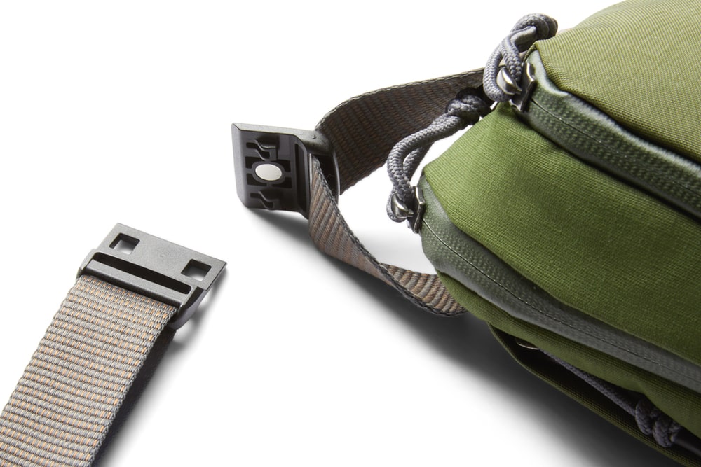 Bellroy Venture Ready Sling 2.5L Ranger Green
