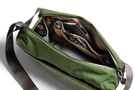 Bellroy Venture Sling 9L Ranger Green