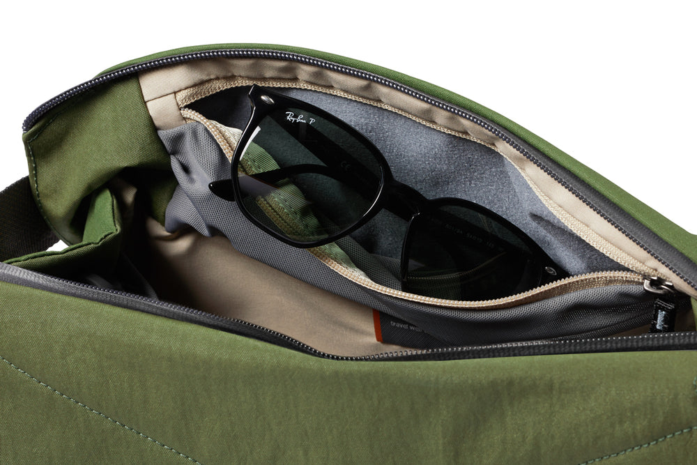 Bellroy Venture Sling 9L Ranger Green