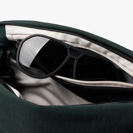 Bellroy Venture Sling 9L Deep Ocean