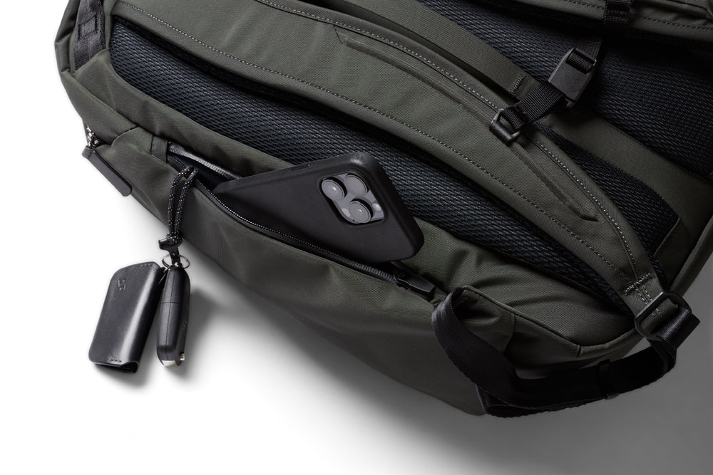 Bellroy Transit Workpack Pro 22L Olive