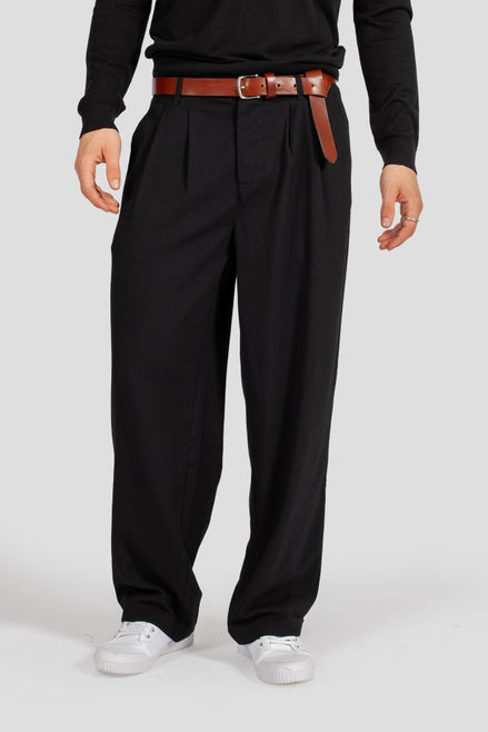 Bowler Berlin Hose "Barrique" Black (barrel leg pants)