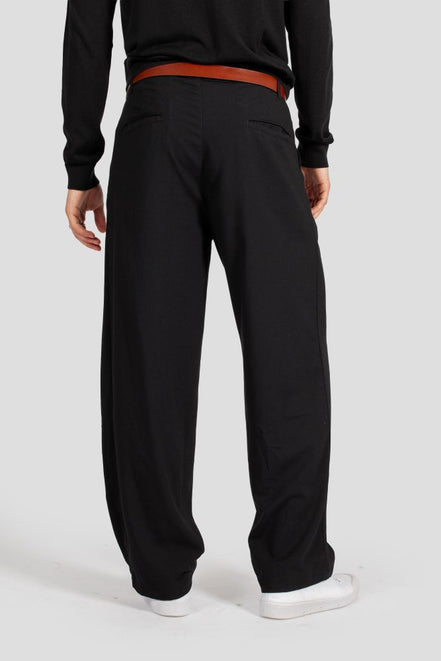 Bowler Berlin Hose "Barrique" Black (barrel leg pants)
