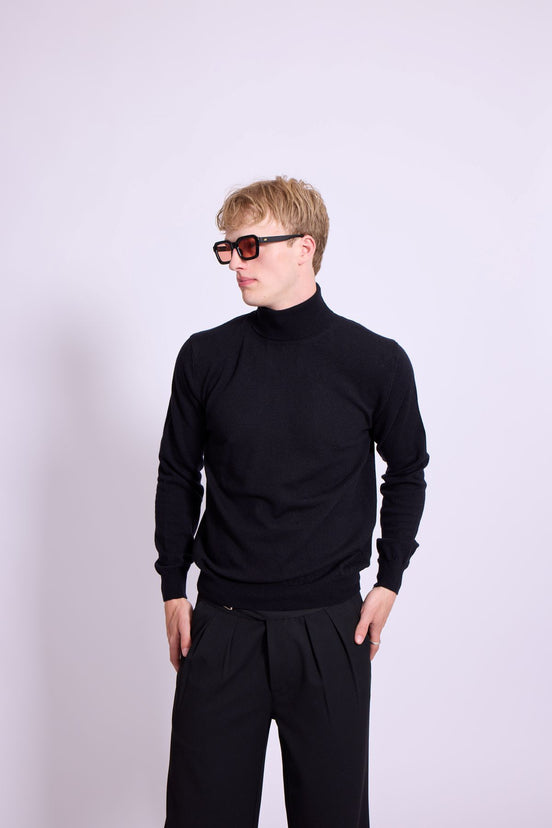 Bowler Berlin "Dolcevita" Merino-Kaschmir Rollkragen Schwarz